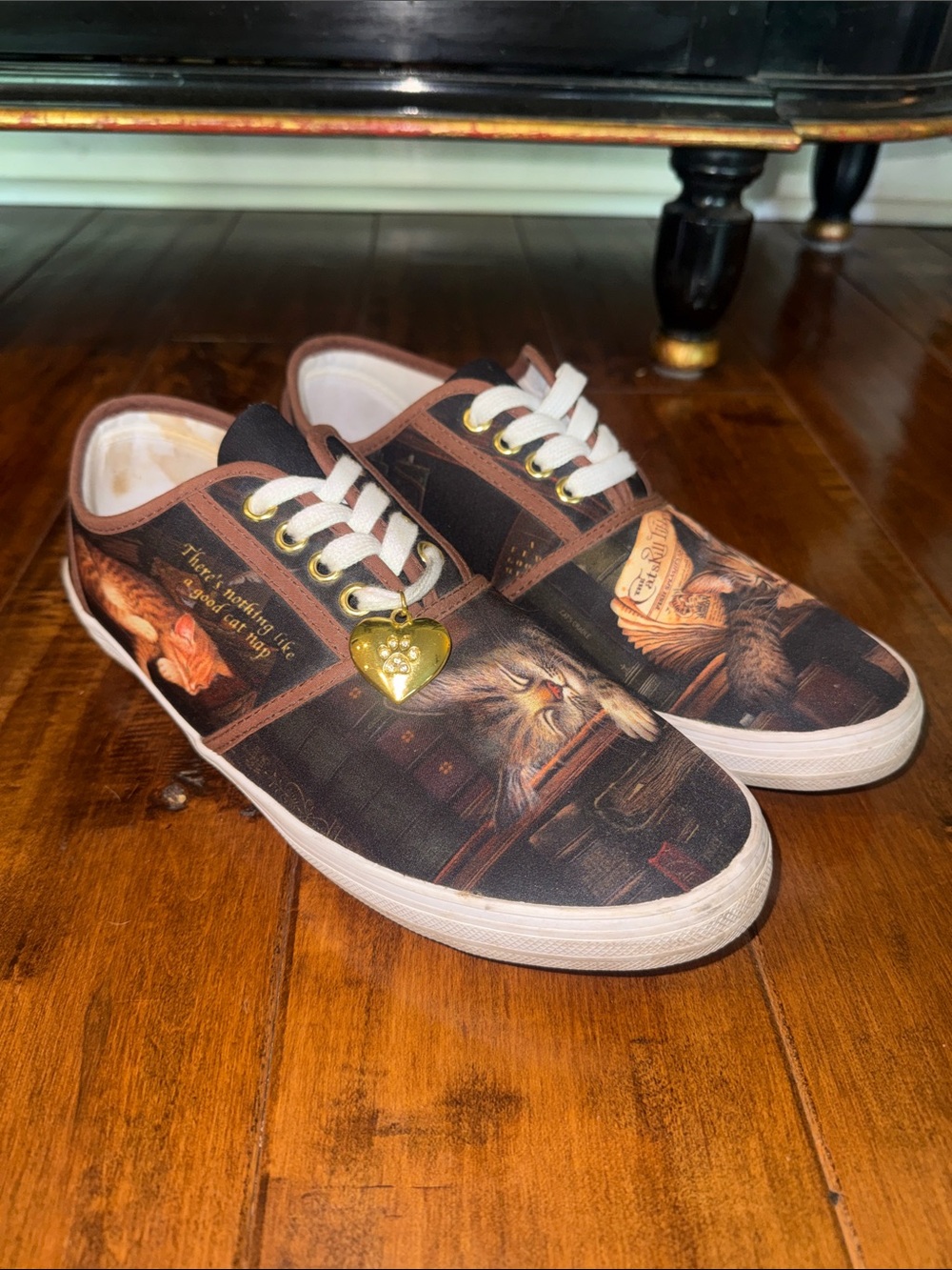 Bradford Exchange CatsKill Tibby Sneakers Boat Shoes Cat Nap Women's 10 kitty